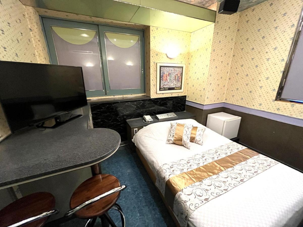 Hotel Crystal 大人専用 Präfektur Tokio